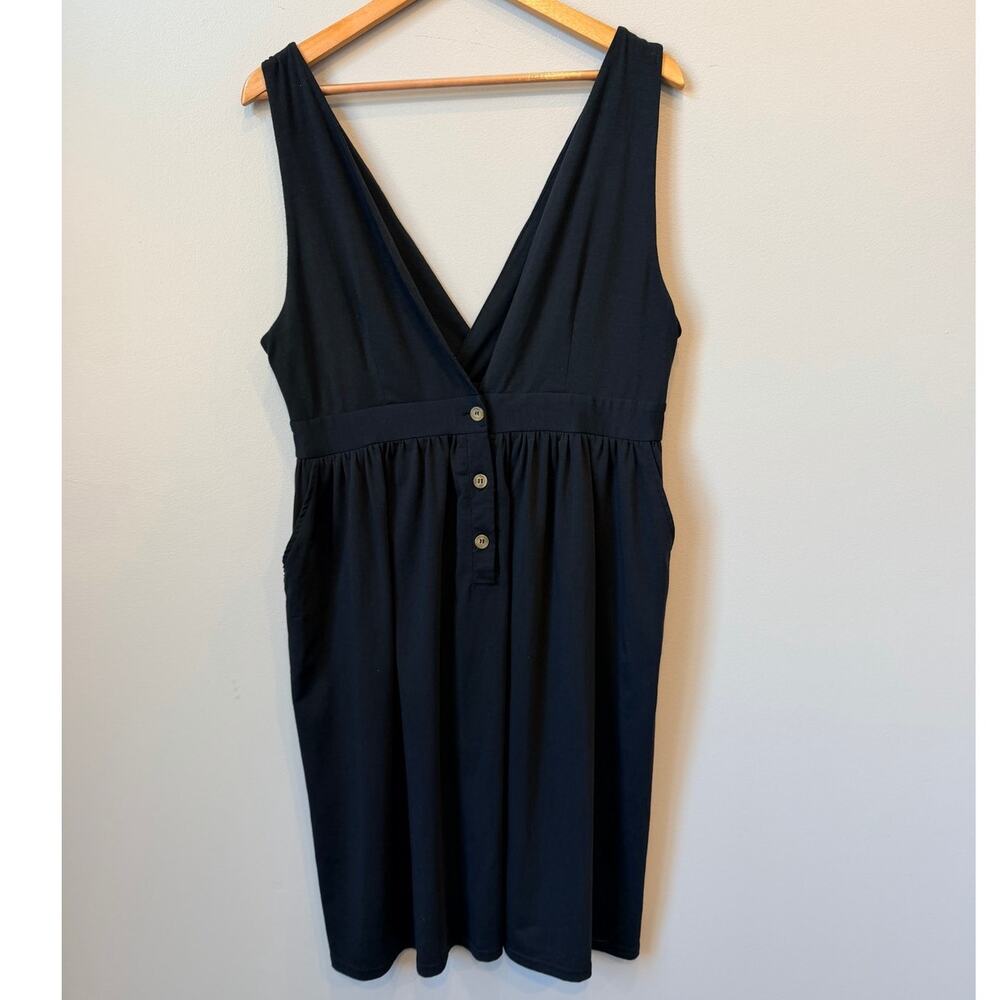 Tickled Teal Black Empire Waist Dress L Sleeveless Deep V-Neck Casual Pockets